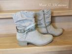 Nieuwe dames laarsjes maat 37, Neuf, Enlèvement ou Envoi, Beige, Boots et Botinnes