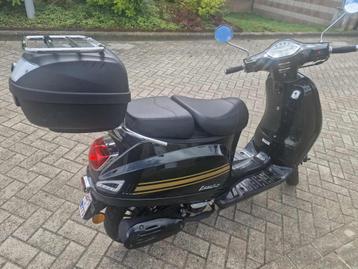 scooter sans permis beschikbaar voor biedingen