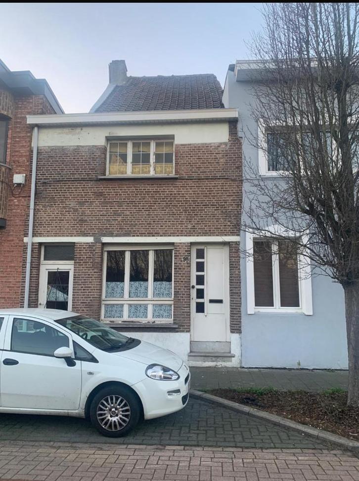 Te renoveren woning op wandelafstand van Hemiksem centrum., Immo, Huizen en Appartementen te koop, tot 200 m², Tussenwoning, Verkoop zonder makelaar
