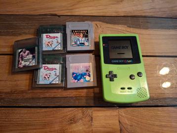 Lot Nintendo Game Boy Color + spelletjes beschikbaar voor biedingen