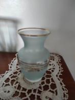 vintage blauw glazen vaas, Antiek en Kunst, Antiek | Vazen, Ophalen of Verzenden