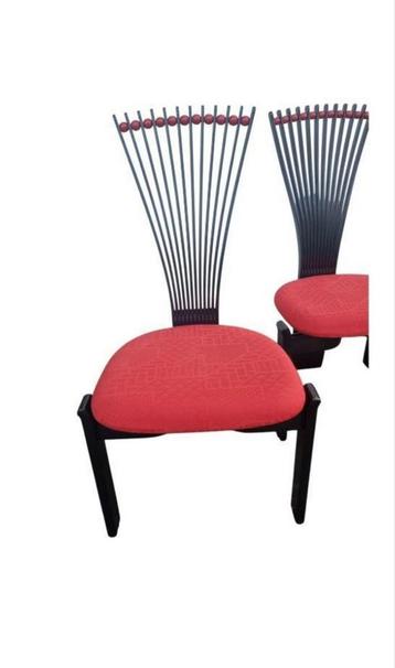4 DESIGN WESTNOFA STOELEN MODEL TOTEM 
 beschikbaar voor biedingen