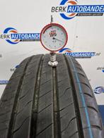 2x Goodyear EfficientGrip 2 SUV 215/60 R17 96H 215/60/17 215, Autos : Pièces & Accessoires, Pneus & Jantes, 215 mm, 17 pouces