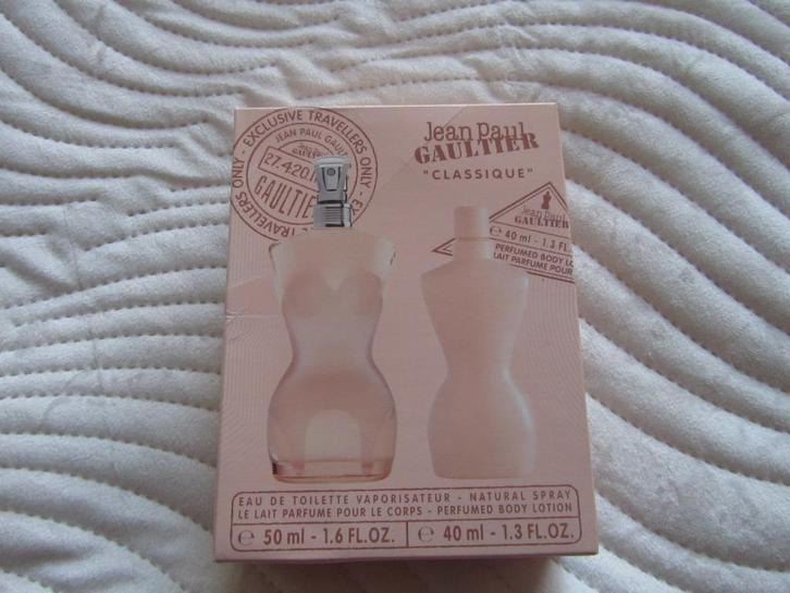 GAULTIER Coffret CLASSIQUE + produit, Collections, Parfums, Envoi
