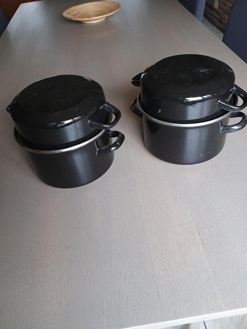 Mosselpotjes 2 stuks 6 €/ stuk, Maison & Meubles, Cuisine | Casseroles & Poêles, Envoi