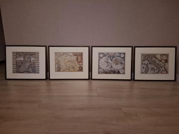 Set van 4 ingekaderde herdrukken van historische kaarten  beschikbaar voor biedingen