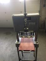 vleesprikmachine, Ophalen