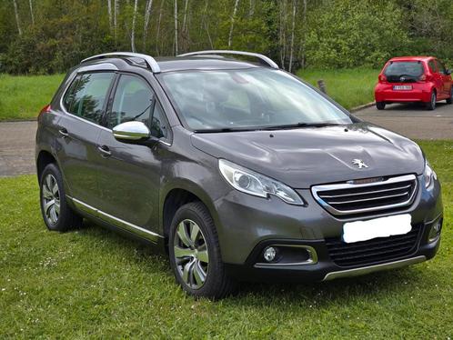 Peugeot 2008 1.2 allure 43300km 1e eigenaar full option, Auto's, Peugeot, Particulier, ABS, Airbags, Airconditioning, Bluetooth