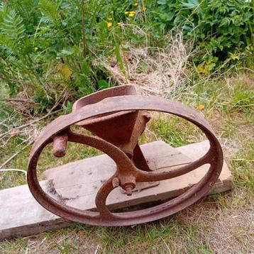 Moulin avec moteur d'entraînement, Enlèvement, Utilisé