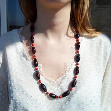 Lange koraal ketting met ambachtelijk glas, gouden rocailles beschikbaar voor biedingen