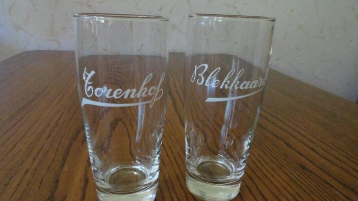 Nostalgische bierglazen "Torenhof en Blekkaard", Verzamelen, Glas en Drinkglazen, Zo goed als nieuw, Bierglas, Ophalen of Verzenden
