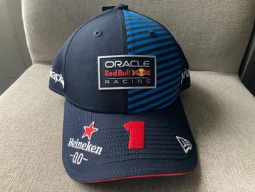  Max Verstappen Pet 2024 Teamcap Red Bull Racing RB19 F1 beschikbaar voor biedingen