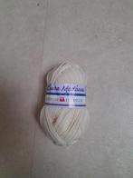 Zimba Medium wol wit, Hobby en Vrije tijd, Ophalen of Verzenden, Nieuw, Breien of Haken, Wol of Garen