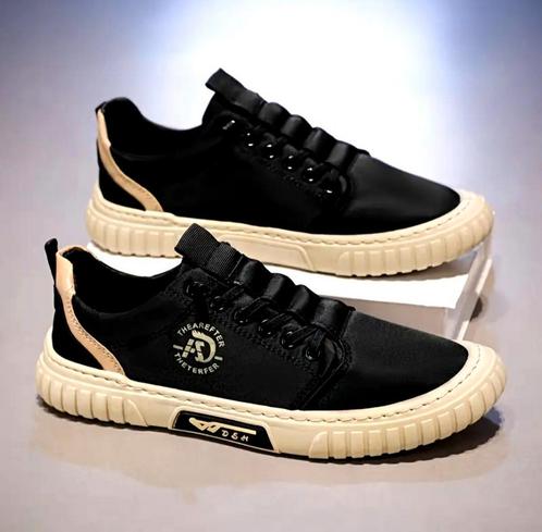 Heren sneakers, hardloopschoenen maar 43, Kleding | Heren, Schoenen, Nieuw, Sneakers, Ophalen of Verzenden