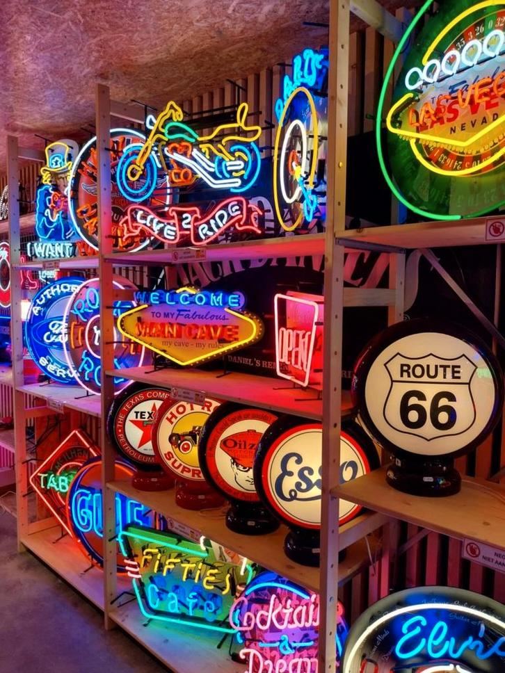 Authentieke NEON voor Mancave, Bar, Garage of Interieur, Verzamelen, Merken en Reclamevoorwerpen, Nieuw, Lichtbak of (neon) lamp
