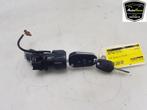 CONTACTSLOT + SLEUTEL Opel Combo Cargo (9663123380), Auto-onderdelen, Gebruikt, Opel