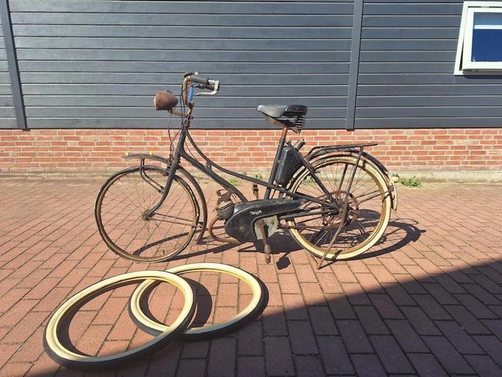 Kaptein Mobylette oldtimer bromfiets brommer 1955 Motobecane, Fietsen en Brommers, Brommers | Oldtimers, Ophalen