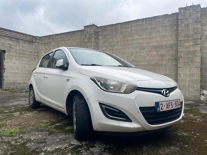 Hyundai i20 2015 215.000 km, Auto's, Opel, Particulier, Ophalen