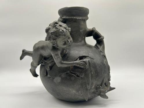 ART NOUVEAU-vaas van Auguste Moreau - „De gebroken pot”, Antiek en Kunst, Antiek | Tin, Ophalen of Verzenden