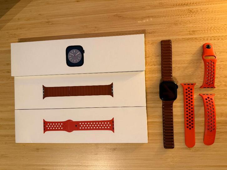 Apple Watch Series 8 41mm Midnight Alu, Handtassen en Accessoires, Smartwatches, Gebruikt, iOS, Zwart, Afstand, Calorieverbanding