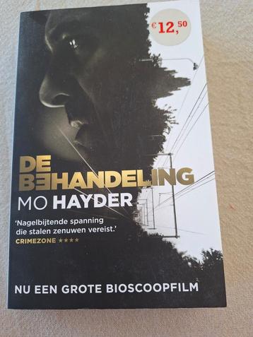 Mo Hayder - De behandeling beschikbaar voor biedingen