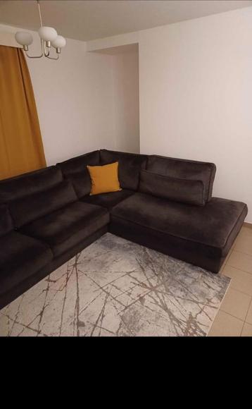 L Zetel Velvet beschikbaar voor biedingen
