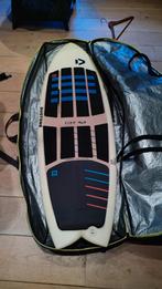 Duotone fish SLS + board bag, Sports nautiques & Bateaux, Kitesurf, Comme neuf, Directionnel, Enlèvement, Planche de kite