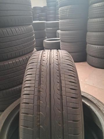 16560r14 165 60 r14 165/60/r14 KUMHO avec montage, Enlèvement ou Envoi