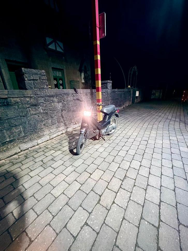 Peugeot fox classe b 50cm3, Vélos & Vélomoteurs, Cyclomoteurs | Peugeot, Comme neuf, Fox, Classe B (45 km/h), Enlèvement