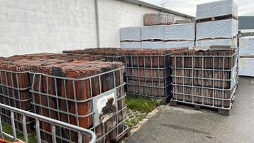 Ovh rustiek recuperatie dakpan Van Oord beschikbaar voor biedingen