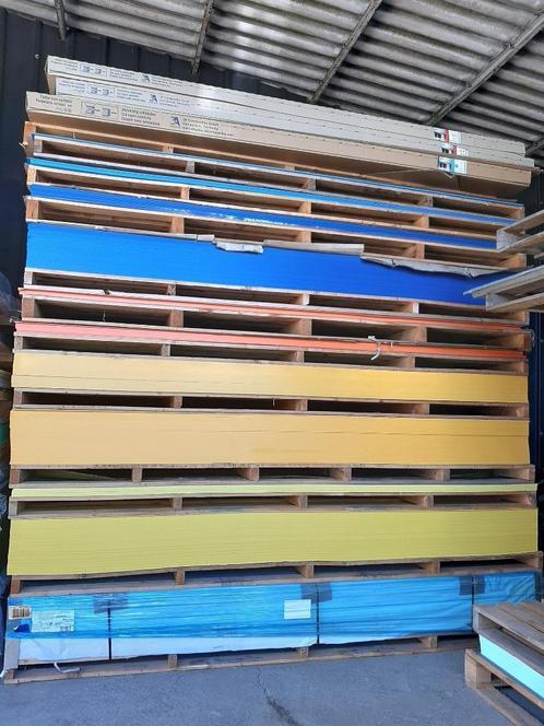 Geschuimde PVC kunststofplaat 3050x1560mm - 3 en 5 mm NIEUW, Doe-het-zelf en Bouw, Platen en Panelen, Nieuw, Overige materialen