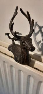 Casier à vin en forme de cerf en fonte, Enlèvement ou Envoi