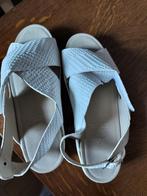 Nieuwe sandalen merk solidus, Ophalen