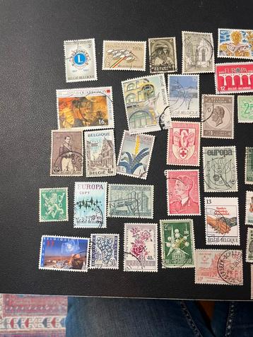 93 timbres Belgique en francs beschikbaar voor biedingen