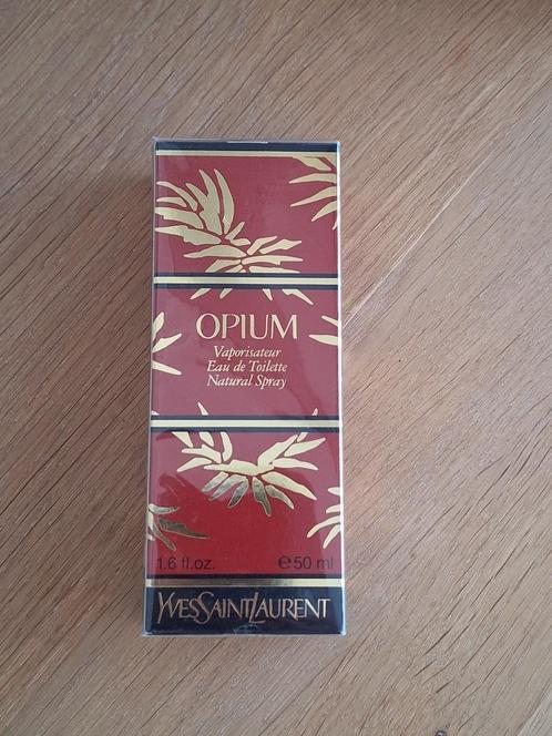 Opium Yves Saint Laurent 1er édition RARE, Verzamelen, Parfumverzamelingen, Nieuw, Gevuld, Ophalen
