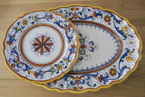 Grand plat et assiette céramique Deruta décor raffaellesco, Antiquités & Art, Antiquités | Céramique & Poterie, Enlèvement ou Envoi
