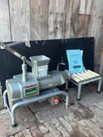 Strengepers nidec nra04s, Hobby en Vrije tijd, Pottenbakken, Ophalen, Zo goed als nieuw