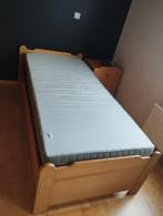 1-persoonsbed met lattenbodem (eventueel met matras), Huis en Inrichting, Slaapkamer | Bedden, Ophalen