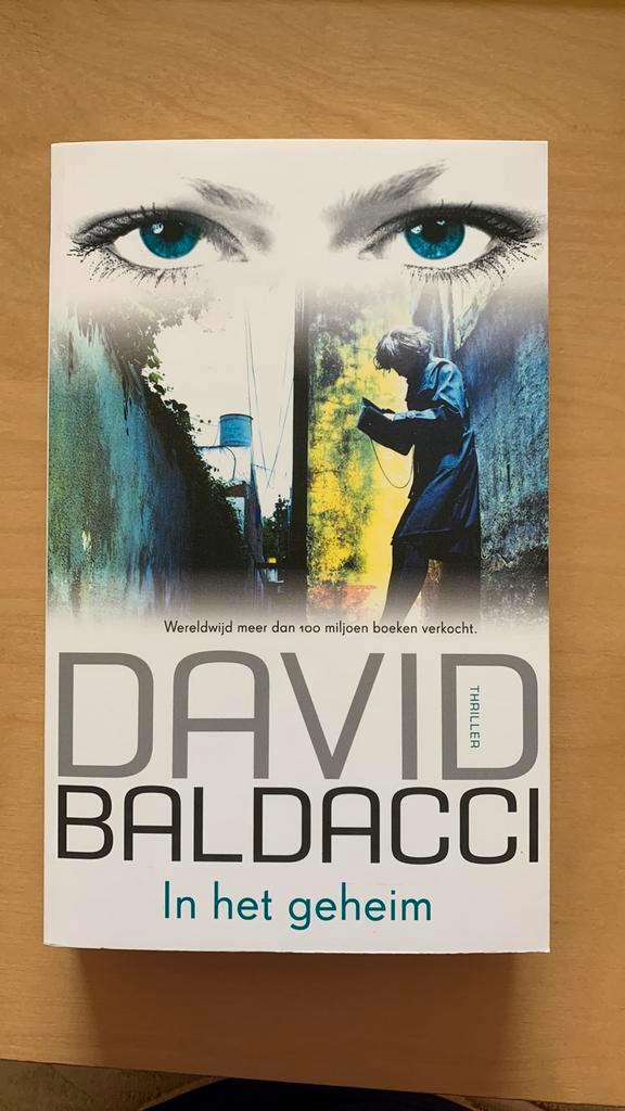 David Baldacci - In het geheim, Boeken, Thrillers, Zo goed als nieuw, Ophalen of Verzenden