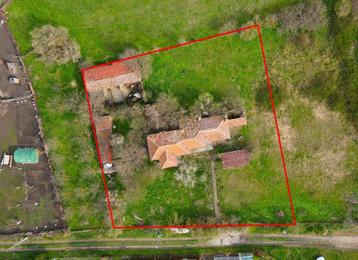 Renovatie woning - Landelijk huis met ruim terrein beschikbaar voor biedingen
