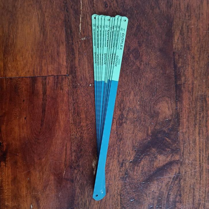 300 mm ijzerzaagblad Cutflex Sandvik 24 TPI, Bricolage & Construction, Outillage | Outillage à main, Neuf, Enlèvement