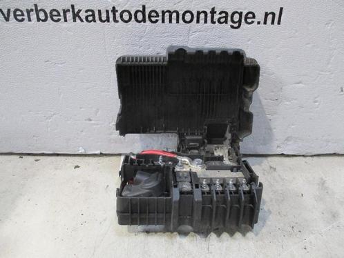 ZEKERINGKAST Opel Adam (01-2012/12-2019) (13491092), Auto-onderdelen, Elektronica en Kabels, Opel, Gebruikt