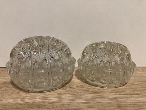 2 vintage glazen bloemaren uit Frankrijk, Antiek en Kunst, Antiek | Glaswerk en Kristal, Ophalen of Verzenden