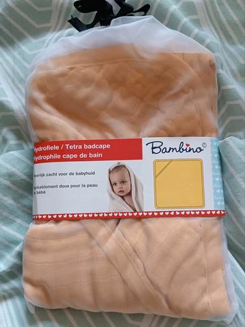 baby badcape 75*75cm beschikbaar voor biedingen
