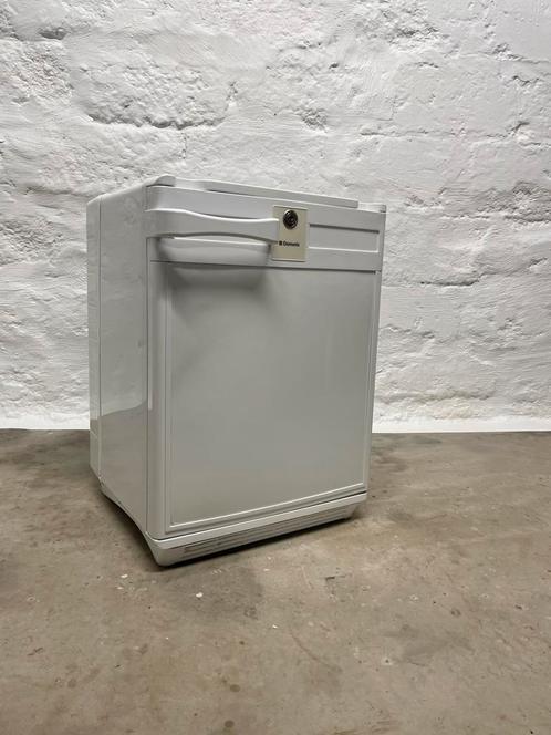 Dometic 28L hotelkoelkast, Elektronische apparatuur, Koelkasten en IJskasten, Gebruikt, Zonder vriesvak, Minder dan 75 liter, Ophalen