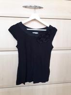 T-shirt noir avec accent floral, Comme neuf, Manches courtes, Taille 36 (S), Noir