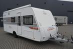 Mooie 6pers.LMC met mover, airco, fietsrek, 2p bed, Caravans en Kamperen, Dwars-stapelbed, Mover, Bedrijf, Treinzit