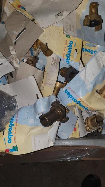 koppelstukken waterdarm beschikbaar voor biedingen