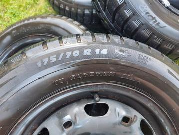Winterbanden Michelin (14 inch) beschikbaar voor biedingen