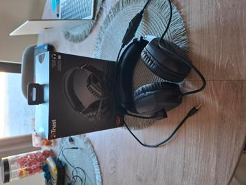 Headset trust voor ps5/PC (met kabel) beschikbaar voor biedingen